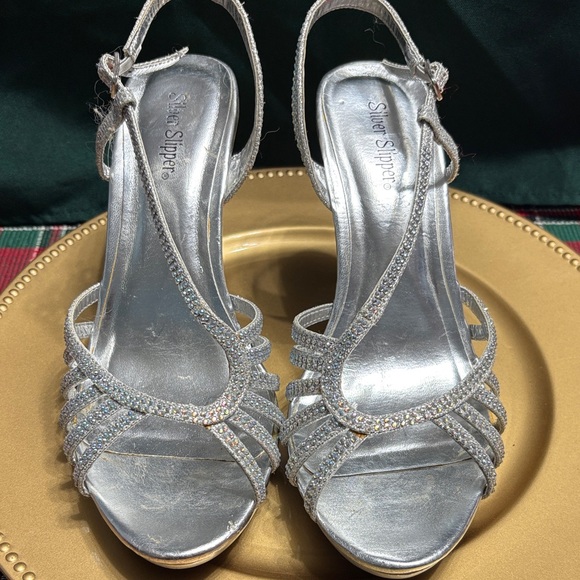 Silver Slipper Shoes - 🖤Silver Slippe Elegant Silver Heels🖤